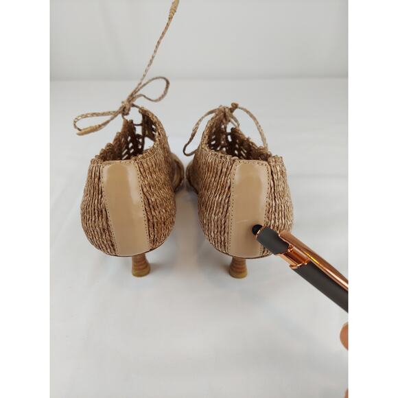 Stuart Weitzman Beige Open Toe Wicker Mid Heel Pump Size 6 - Picture 8 of 10